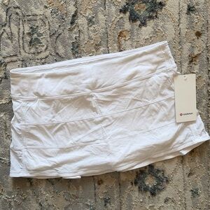 Lululemon pace rival skirt
